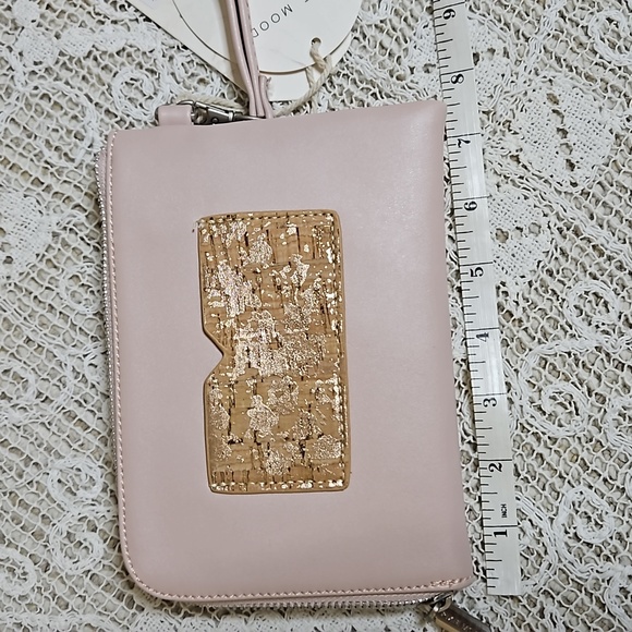 Pixie Mood Stacy Wristlet - Rose/Metallica Cork - Picture 11 of 13